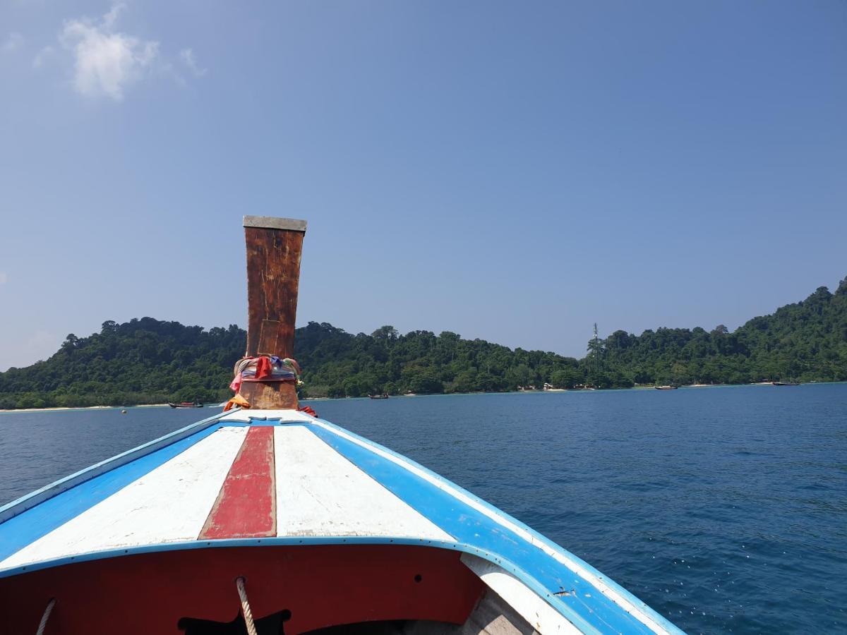 Aladdin Guest House Phi Phi-eilanden Buitenkant foto