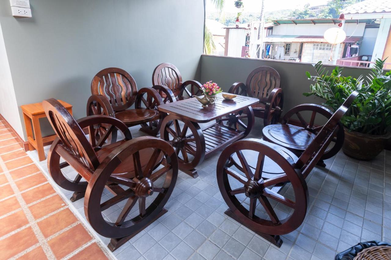 Aladdin Guest House Phi Phi-eilanden Buitenkant foto