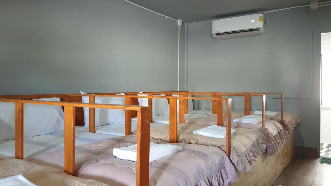 Aladdin Guest House Phi Phi-eilanden Buitenkant foto