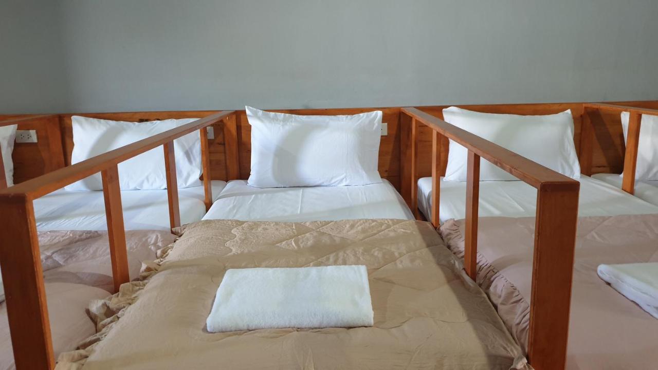Aladdin Guest House Phi Phi-eilanden Buitenkant foto